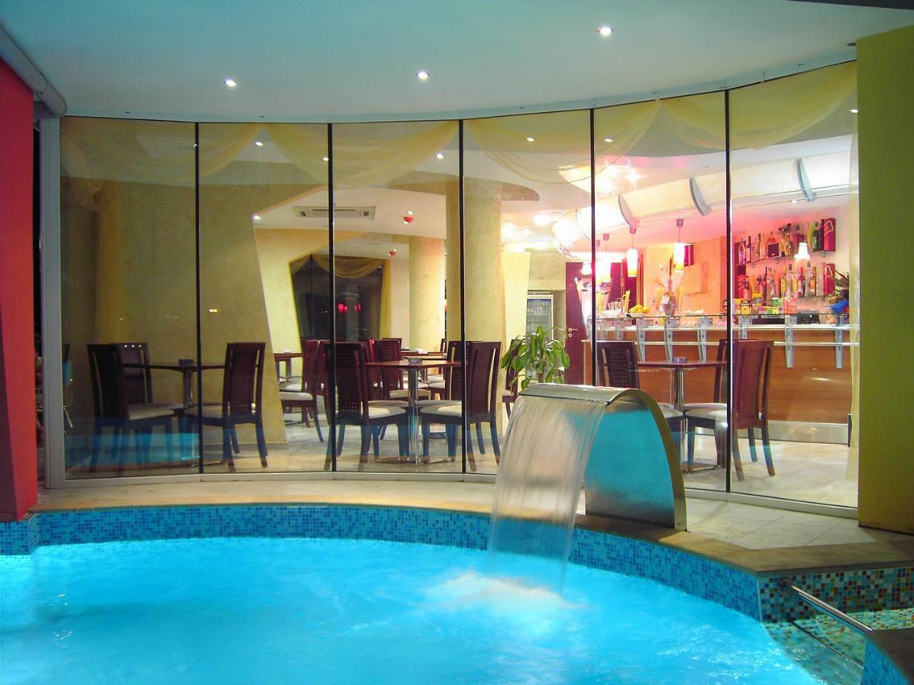 Fresh Family Hotel ラヴダ エクステリア 写真